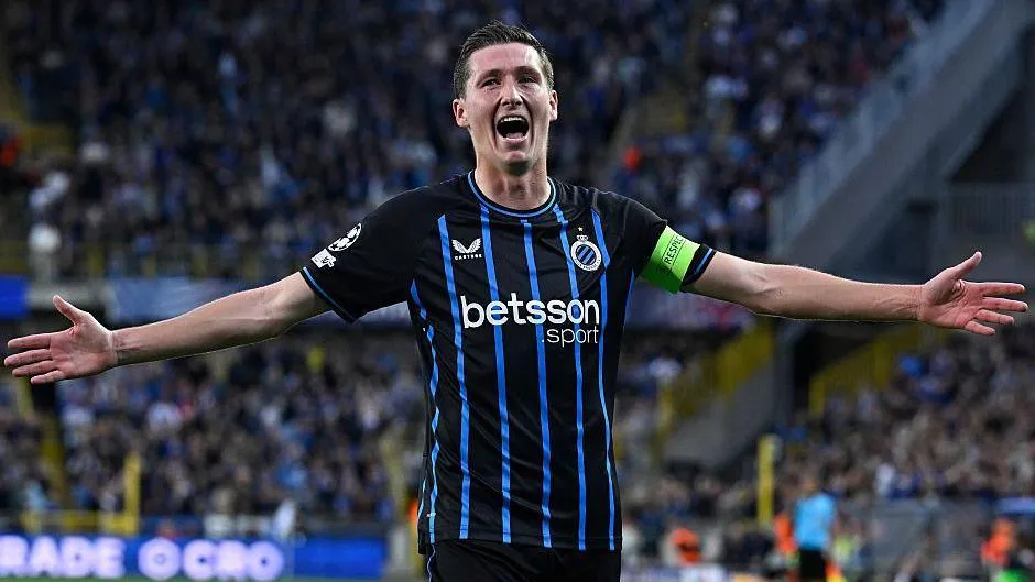 De Blauw-Zwart Thrash the French outfit Four Goals to One in Champions League First Match